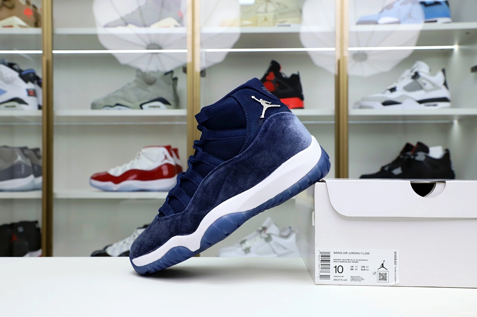 MIDNIGHT RETRO 11 JORDAN NAVY AIR 0115